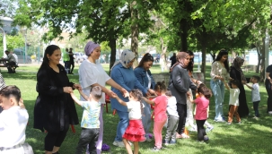Turgutlu'da "anneler günü ve bahar şenliği"