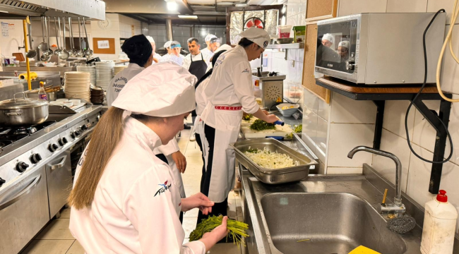 Turizm işletme belgesi bulunmayan 4 bini aşkın otelin faaliyetleri durduruldu