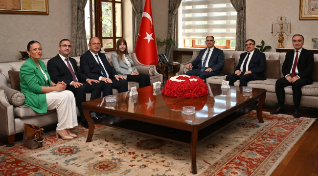 Vali Özkan'a 'sosyal güvenlik haftası' ziyareti