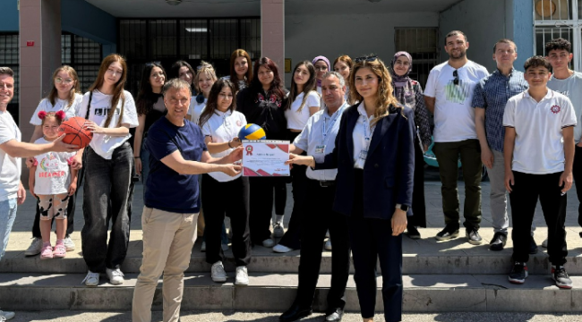 Yarışmada 500 kilogram atık pil toplayan vilayetler birliği anaokulu birinci oldu