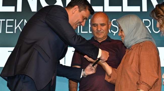 Yeni nesil belediyecilik toplantısında konuşan başkan Zeyrek''Manisa'da yaşlı nüfus oranı yüzde 13,2''