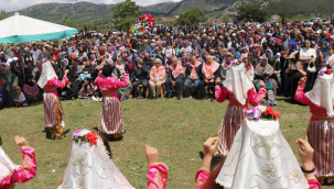 Yörük festivalinde vatandaşlar eğlenceye doydu