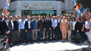 AK partililer bayramlaştı