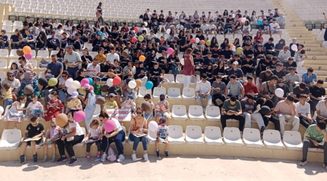 Akhisar'da Manisa okuyor etkinliği düzenlendi