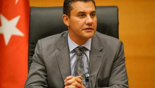 Alanında uzman hekimler başkan Zeyrek'e yardımcı olmak için Manisa'ya koştu