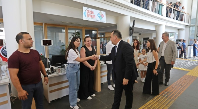 Başkan Dutlulu'dan duygu dolu vedalaşma