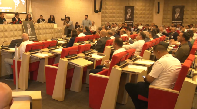  Besim Dutlulu Manisa'ya ,Ahmet Tınazlı Akhisar'a başkan oldu