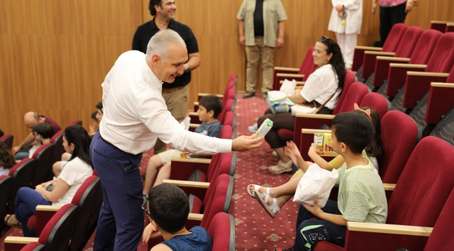 Çalışanların çocuklarını mutlu eden etkinlik 