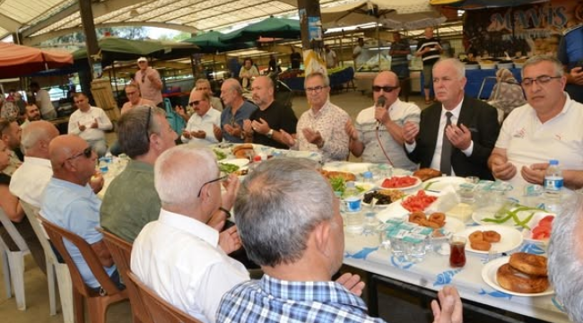 Dualar Ferdi Zeyrek için