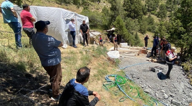 Erzurum'da taş ocağında göçük:üç işçi yaşamını yitirdi