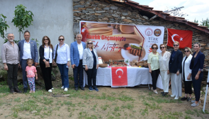  Gökeyüp'te kutlama