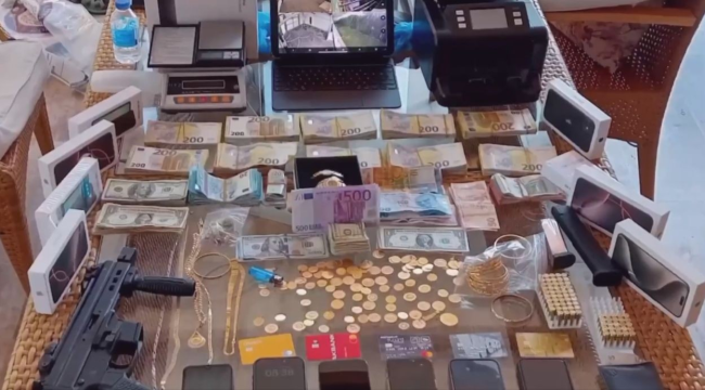 Manisa'nında yer aldığı 47 ilde nitelikli dolandırıcılık yapan 307 kişi yakalandı