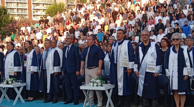 Mezuniyet törenine başkan Bilgin'de katıldı