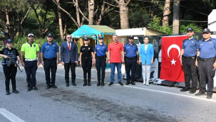 Müdür Aktaş görev başındaki personelin bayramını kutladı