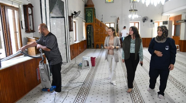 Yunusemre'de camiler bayrama hazır