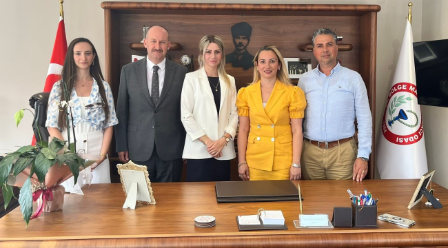 Yunusemre kaymakamı Kantay'dan eczacılar odasına veda ziyareti