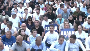 Adana'da vatandaşlar Karalar'a destek amacıyla oturma eylemi başlattı
