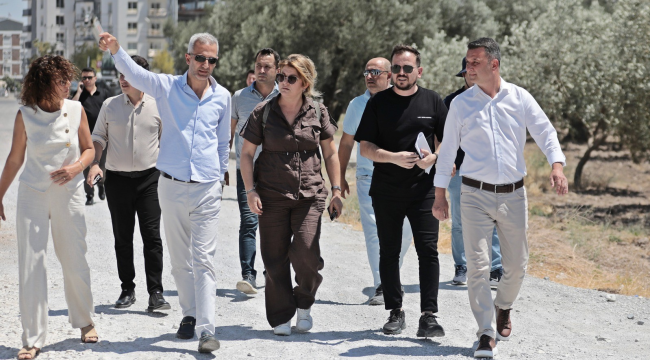 Akhisar'da yol düzenleme çalışmaları sürüyor