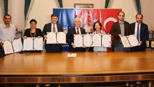 Bursa'da Büyükşehir'de toplu sözleşme imzalandı