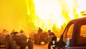 Bursa'da orman yangını büyüyor: Alevler yerleşim yerlerine ulaştı