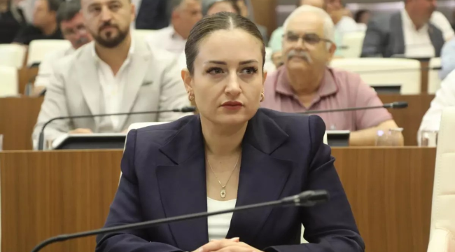  Büşra Özdemir Antalya belediye başkanvekili seçildi