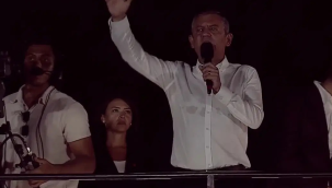 CHP Lideri Kartal'da muteşem kalabalığa seslendi:Ne gençler ne emekliler ne asgari ücretliler mutlu