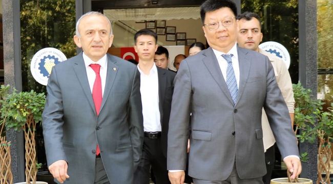 Çin Halk Cumhuriyeti İstanbul başkonsolosu TSO'yu ziyaret etti