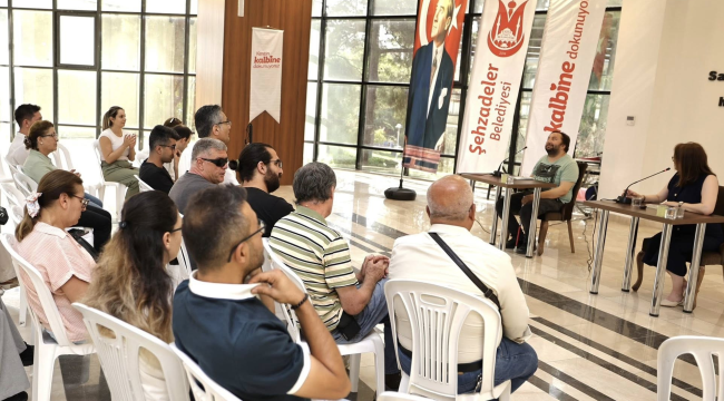 Dünya sesli kitap gününde Manisa'da 'Atatürk anlatıyor'kitabı okundu