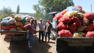 Gördes'te çiftçinin yardımına hükümet değil belediye koştu 