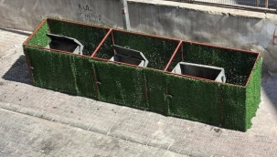 Gördes'te çöp konteynerleri estetik bir görünüme kavuştu