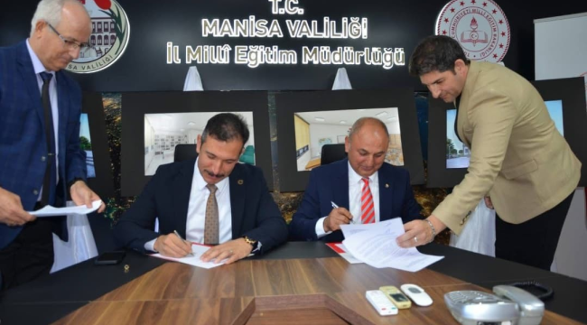 İmzalar atıldı Salihli ticaret borsası 16 derslik okul yaptırıyor