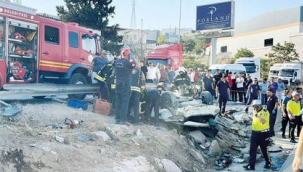 Konteyner düştü 5 kişi yaşamını yitirdi