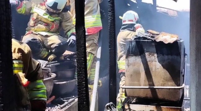 Manisa itfaiyesi yaz aylarında çatı yangınlarına karşı vatandaşları uyardı