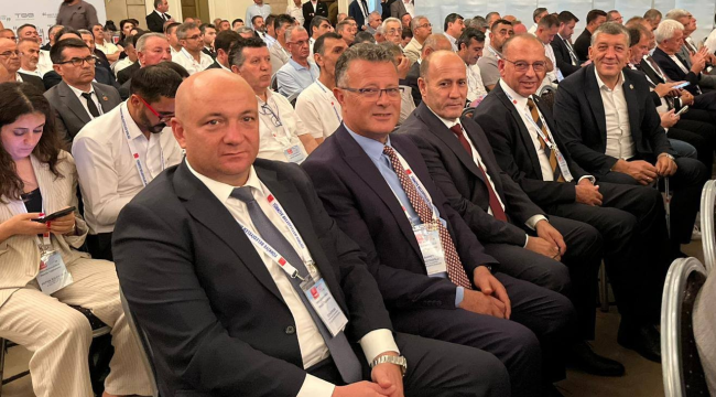 Oylarını kullandılar