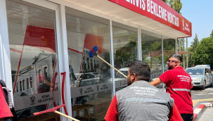 Soma'da kapalı yolcu durakları temizlendi