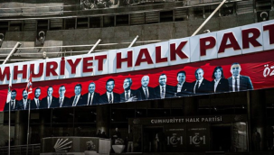 Tarihe geçecek utanç fotoğrafı CHP genel merkezi'ne asıldı! 