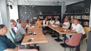 Toplantıda yaşanan siyasi süreç ele alındı