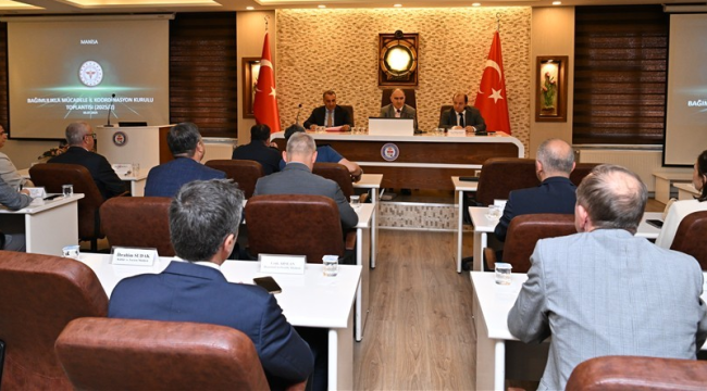 Vali Özkan''gelecek nesillerimizin korunması en önemli hedefimizdir''