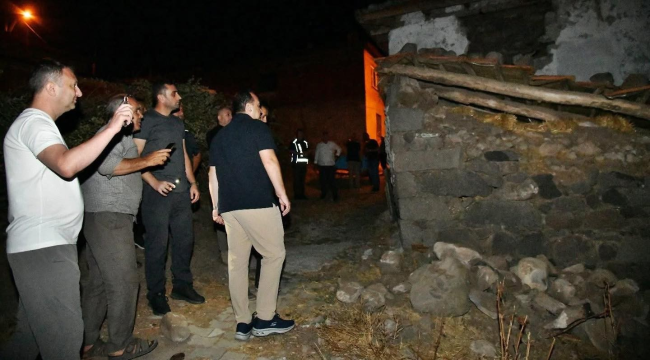 Başkan Dutlulu depremde yıkımların olduğu Hacet mahallesinde