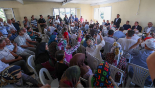 CHP lideri Özel Hacet Köyünü ziyaret etti