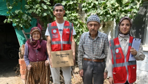 Deprem mağduru vatandaşlara büyükşehir yardımı