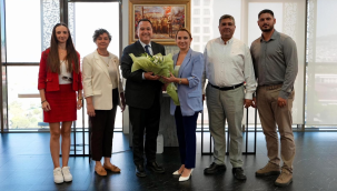 Eczacılar odası yönetimi başkan Dutlulu'yu ziyaret etti