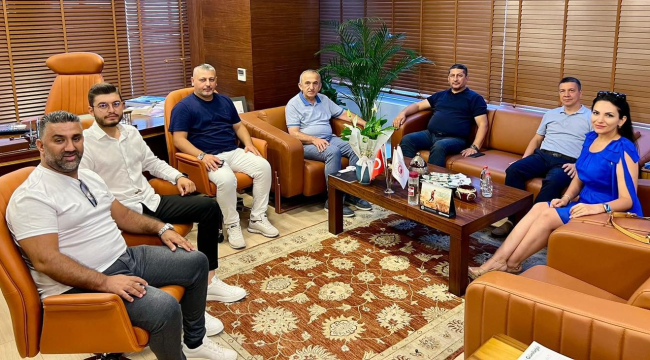 Gürle turizm yatırımcıları derneği yönetimi TSO başkanı Yılmaz'ı ziyaret etti