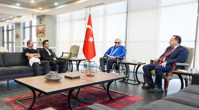 Haldun Dormen Manisa'da