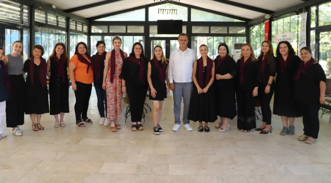 Kadının insan hakları eğitim programı sertifika törenine başkan Öküzcüoğlu'da katıldı 