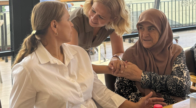 Muhtar eşlerinden istek yağmuru