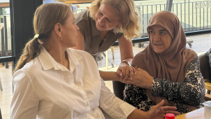 Muhtar eşlerinden istek yağmuru