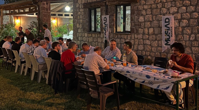 MÜSİAD il teşkilat üyeleri başkan Çay'ın mangal bereketine katıldı