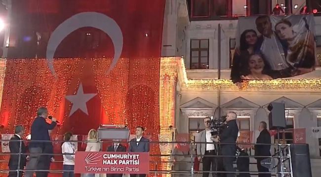 Özel duyurdu: O fotoğraf yeniden belediye binasında!