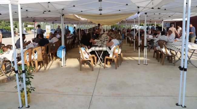  " Pronutive tarla günü" toplantısına Selen Öküzcüoğlu'da katıldı